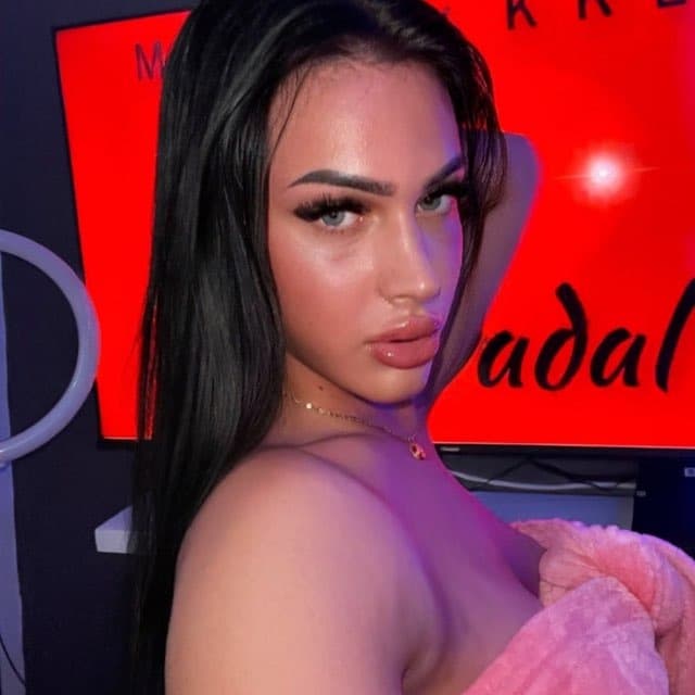 Mia profile photo